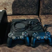 جهاز بلي فور نظام 12 معكر وبي 5 العاب وياه اثنين يدات وجهاز يوبي اس تا...