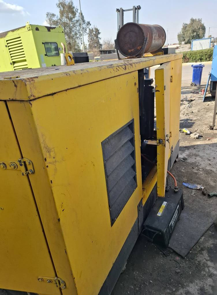 موليدكاتم صوت بيركنز ٥٠ كيفي 
Generato perkins 50 kva silent أربيل, العراق


**إذا كنت صاحب هذا الإعلان وتريد حذفه لأي سبب، رجاءا أرسل رسالة إلى الدعم الفني**