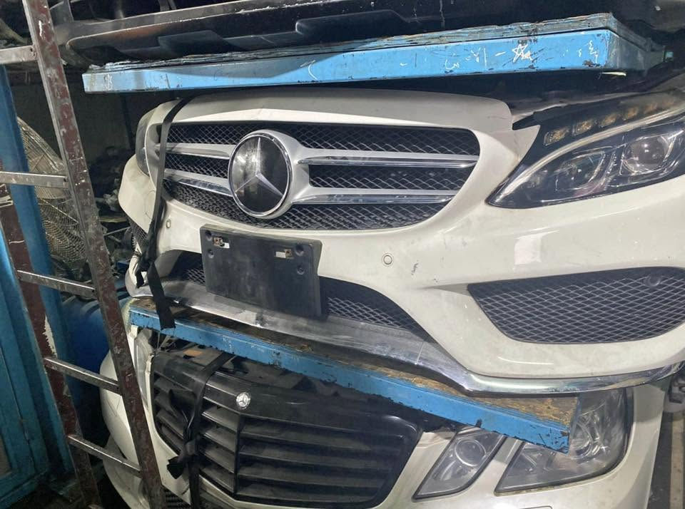 Disponible piece et accessoires Mercedes Germany D’origine ✅

Contactez nous 📞


**إذا كنت صاحب هذا الإعلان وتريد حذفه لأي سبب، رجاءا أرسل رسالة إلى الدعم الفني**