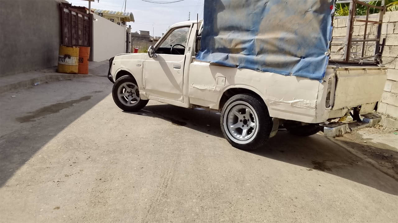سلام عليكم بيكم للبيع جاهزه نكره سلف ااو مرارس حسب الغناعه وذا اكو كيه هيفا مراوس/0783176950


**إذا كنت صاحب هذا الإعلان وتريد حذفه لأي سبب، رجاءا أرسل رسالة إلى الدعم الفني**