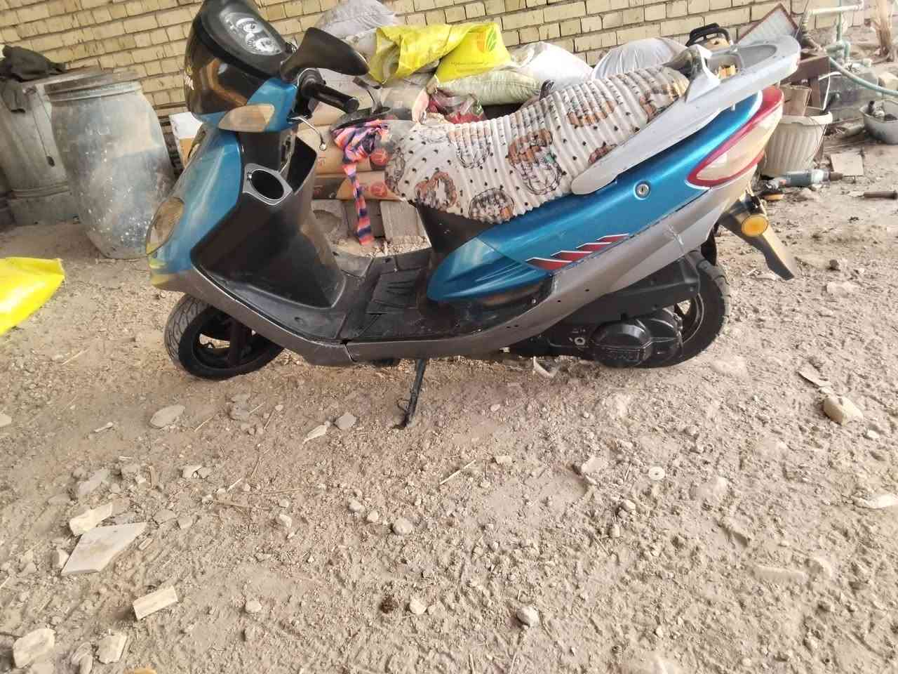 سلام عليكم دراجة سيام كوري مديل ٢٠١٧ دراجه مثل ما بصور محرك ١٥٠سيسي سعر ٣٠٠ بيه مجال للاستفسا 0 متواجد ع نت ***********
