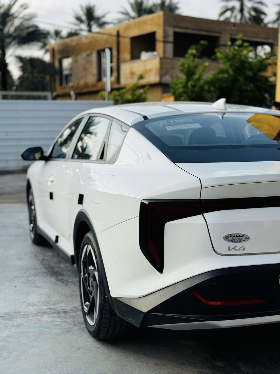 سلام عليكم 
سياره كي 4 خليجي 
موديل 2025 سياره بعدها جديده ماشيه 4000 محرك 2000 دوش سياره فول مواصفات عده تنته قطعتين تبريد ويل 17 حساسات امامي خلفي سياره بصمه تشغلين عن بعد  سيارة على وضع شركة بشرط دهن مال شركة ما مبدلة ضمان شركه 5 سنوات السعر 198 بيها مجال بسيط مكاني بغداد المدائن الاستفسار على الرقم ***********
