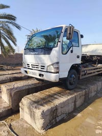 عزوز للبيع 2007 07735733957