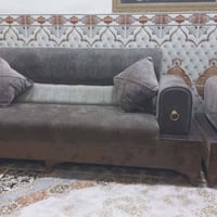 كنب • صالون