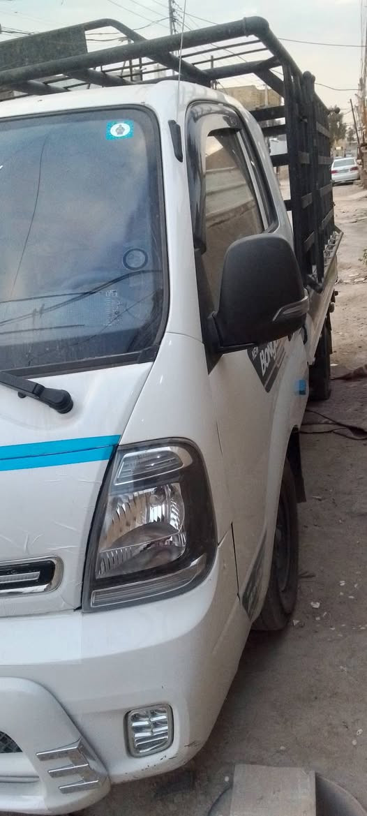 السلام عليكم سيارة للبيع بنكو 3موديل 23بسمي السياره جديده السعر 135$ماشيه 127محجرتفصال بسمي شرط التحويل هزه صار شهرين غير متواجد على الفيس اتصل وبيك خير وتدلل ***********
