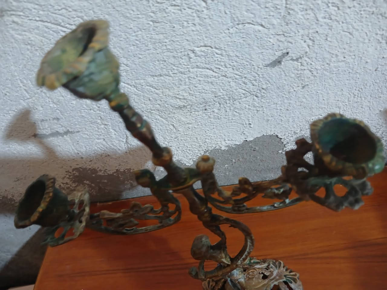 شمعدان نحاس عتيق جدا 
ارتفاع 30 سم


**إذا كنت صاحب هذا الإعلان وتريد حذفه لأي سبب، رجاءا أرسل رسالة إلى الدعم الفني**