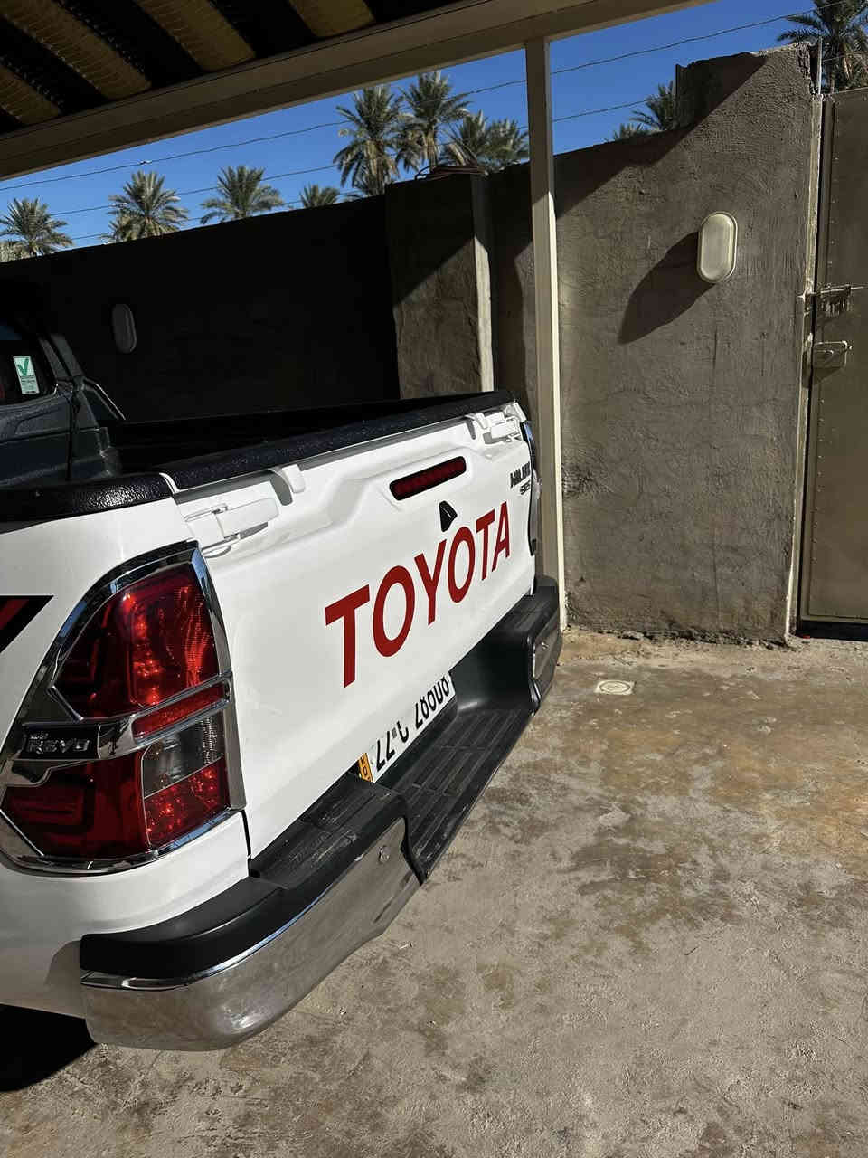 هيلوكس موديل 2021 ناصي سياره مكفوله عدا بيها 3 حصوات شي خفيف وموضحهن بلصوره الباقي مكفول سياره فول اوتماتيك بصمه تبريد تدفئ بلكشن رقم اربيل سياره مفوله واحد على واحد وانتو تعرفون المواصفات موحاجه اكتب هي اعله فئه 
ماشيه112 الف  

سياره خير من الله مال جناي ياخذها وينام عليها ويترحملي 
سياره معروضه 275 بيها مجال لطيبين 
مكان السياره صلاح الدين قضاء بلد 
الشراي يتصل ***********
