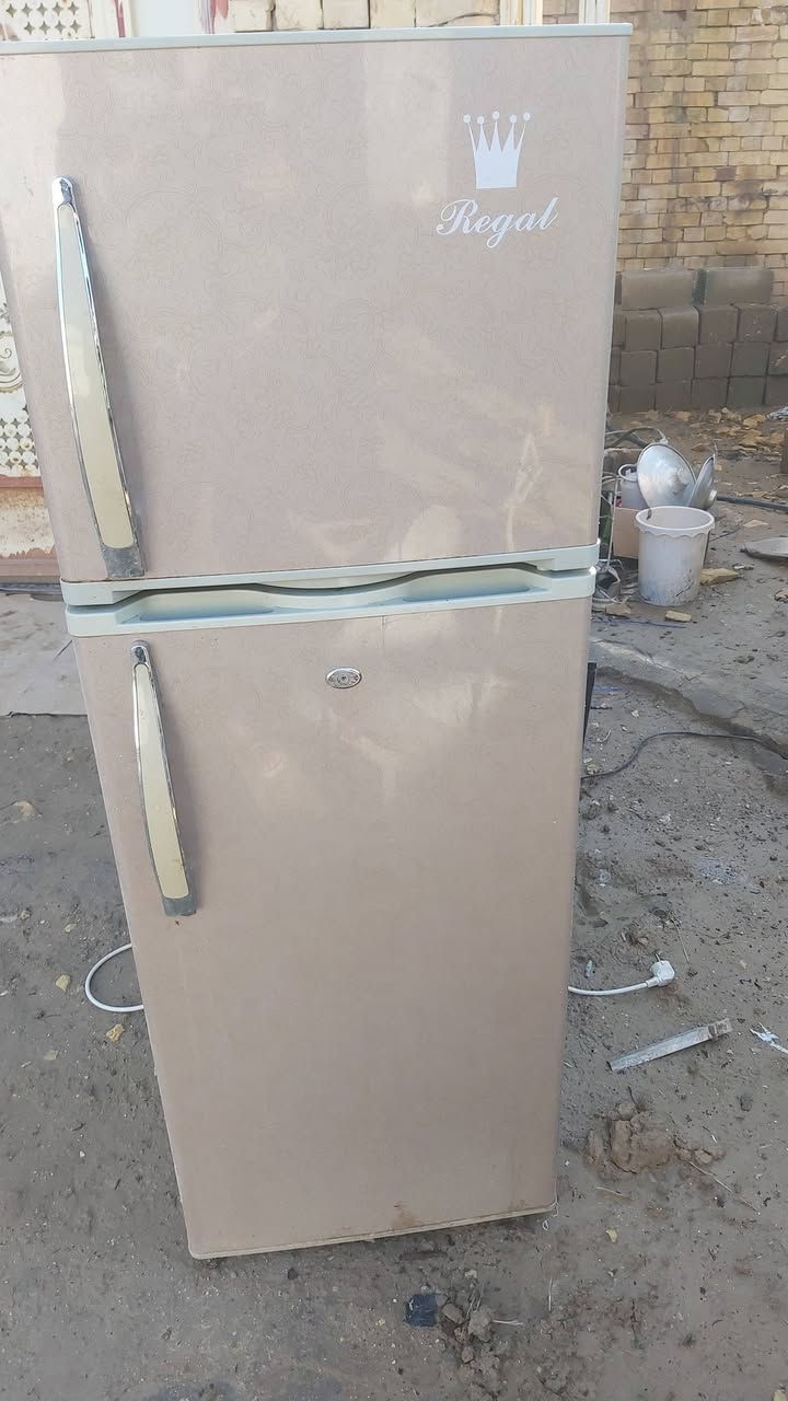 ثلاجات للبيع
وحده نقص غاز والثانيه ماطور 
مع طباخ غاز 
للاتصال ***********
او المراسله خاص
