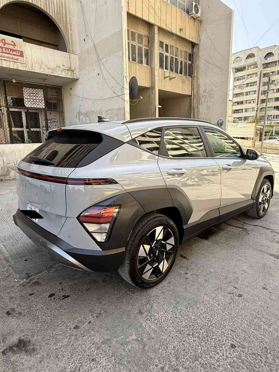 لبيع  - هيونداي كونا 2024 لون سمنتي مكفولة بدون صبغ  تبديل
دعامية خلفية نفس اللون فقط 

 دخول جديد رقم بغداد  بأسمي

 الموديل: 2024 / وارد أمريكي

 المحرك: 2000cc – دوش

 فول مواصفات
كشنات تدفئة تبريد
رادارات امامية خلفية
توقف ذاتي
شاحن وايرليس
قطعتين تبريد
شاشة متصلة
اوتو هولد
اوتو ستوب
سايد بريك بصمة 
مواصفات اخرى كثيرة غير مذكوره

كلين بدون ايرباك بدون تبديل ولايوجد صبغ  السيارة مكفولة 
 للاستفسار
***********
