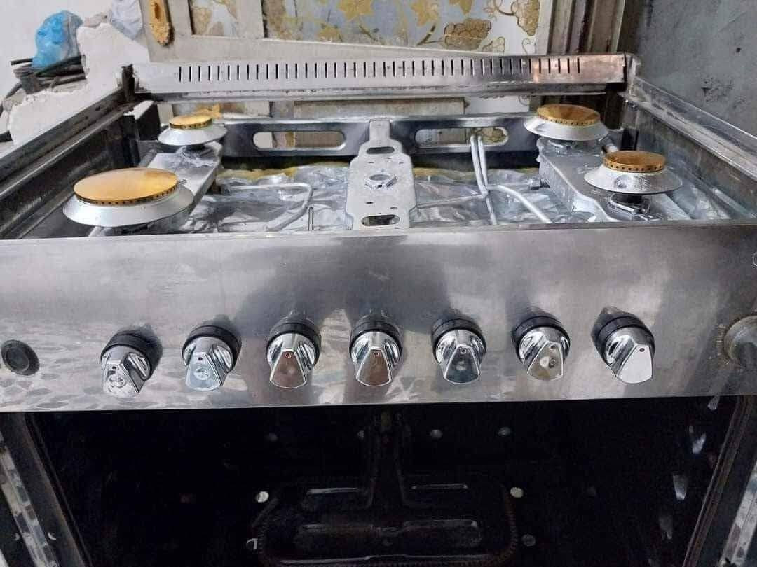 ورشه تصليح وتنظيف الطباخات وبيع الغراض الاحتياطيه للطباخات العنوان كلار رقم ***********هاذا

