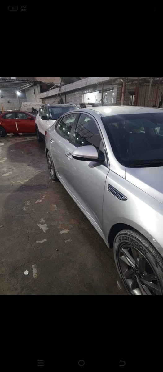 السلام عليكم كيه اوبتيما للبيع موديل 20 معوقين تنفك شهر 10 مرقم بغداد 125 ***********
