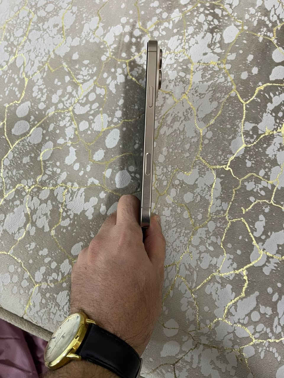 ايفون 16 برو ماكس وكالة ماستر نضافة 100/100 بطاريه 92 كفاله عامه وين تحب افحص السعر 1420. وبي مجال
***********العنوان
