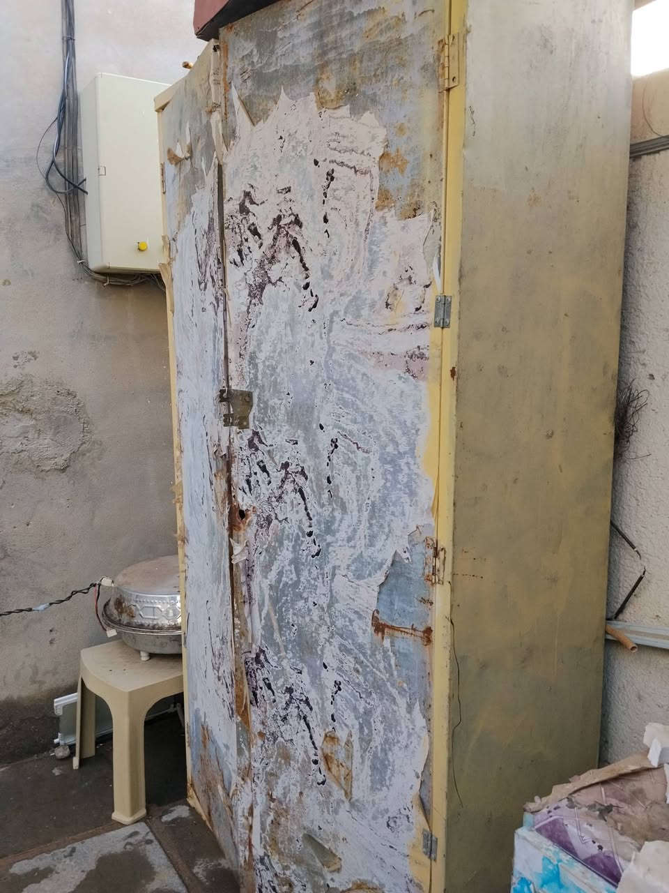 مساء الخير والعافية ديلاب الله شاهد نظيف عوزه بس صبغ سعره 50 بوفيه هم كلش نظيف سعره 85 العنوان الشطره الفتاحيه ***********
