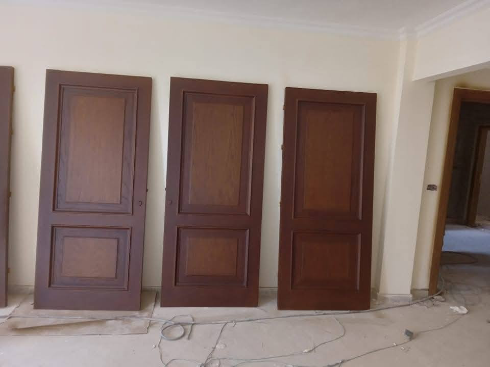 عملي صبغ وتصليح طلس عام
ديكورات بديل خشب والرخام  وأبواب خشب
للتواصل  ابومحمد ***********
