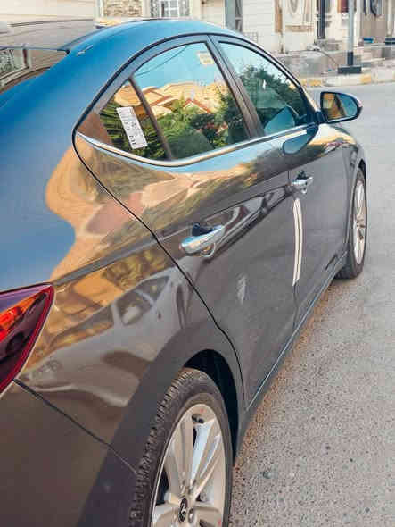 سياره النترا موديل 2020
ماشيه 110الف كم
قطعتين متضرر 
وارد امريكي
بصمه رادار نقطه عمياء 
فتحه في سقف اشاره بالمرايه 
كشنات جلد نوع الكير اوتوماتيك AT

السعر (130)

رقم الهاتف ***********
