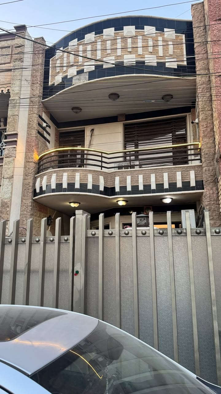 دار للبيع في الطاقه مقابل سياج مدرسة الإبتهال 

المساحه 100 متر 
الواجهة 5 م
النزال 20 م

ط1: استقبال + مطبخ + حولي + خدمات 
ط2 : غرفتين نوم + خدمات 

للاستفسار مراجعه مكتب ارض الرافدين للعقار

*********** محمد خالد
