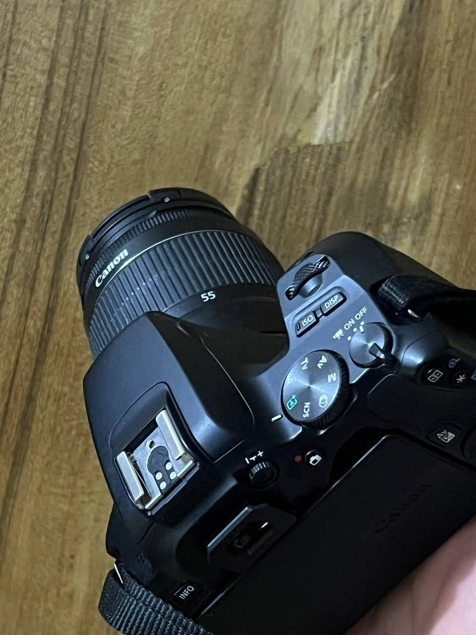 Canon 250D
للبيع 
السعر 750  الف 
ملحقات كاملة
عدسة الكت ١٨-٥٥
وعدسة ٥٠ ملم  فتحة ١.٨
الحزام
البطارية
وشاحنة


**إذا كنت صاحب هذا الإعلان وتريد حذفه لأي سبب، رجاءا أرسل رسالة إلى الدعم الفني**