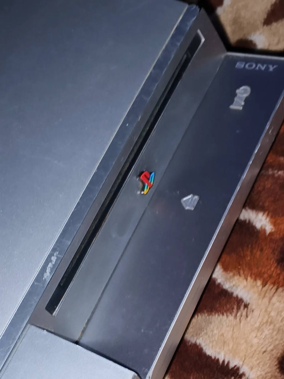 📛جهاز بلي ٣ فات PS3 FAT SILVER🎮 لوك لون رصاصي مميز ومهكر
جوستك جديد بالباكيت و جوستك اخر بيه مشاكل L2 R2 
مع هارد خارجي 52 لعبه مرتبه كيبلاته اصليه كامله كارتونته اصليه ضايعه 
توصيل موجود كل محافظات
انستا gmxx93


**إذا كنت صاحب هذا الإعلان وتريد حذفه لأي سبب، رجاءا أرسل رسالة إلى الدعم الفني**