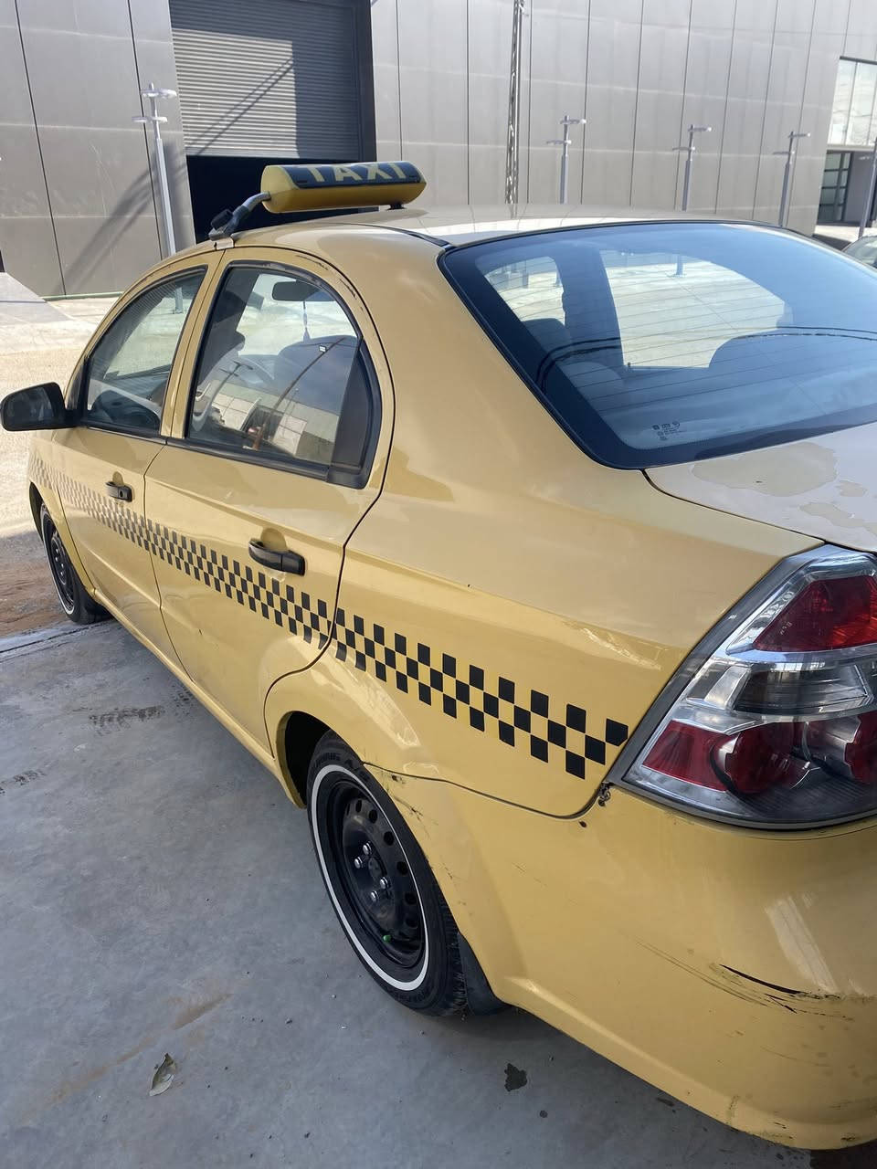 سلام عليكمً ورحمه الله لسياره للبيع فقط ملاحضه اني مكلف بل النشر لاتصال ع لرقم ماعرف شي عن سياره رجاء 

افيو مديل ٢٠١٠ مال شركه لعامه محرك مفتوح كير عادي 
رقم نجف مشروع وطني سنويه جديده تحويل ثاني يوم
السياره اصل صفره بيها جاملغ وبنيد تبديل بدون دواخل شرط لباقي مكفول لسعر ٥٠ وبيها مجال مكان لسياره النجف  ***********
