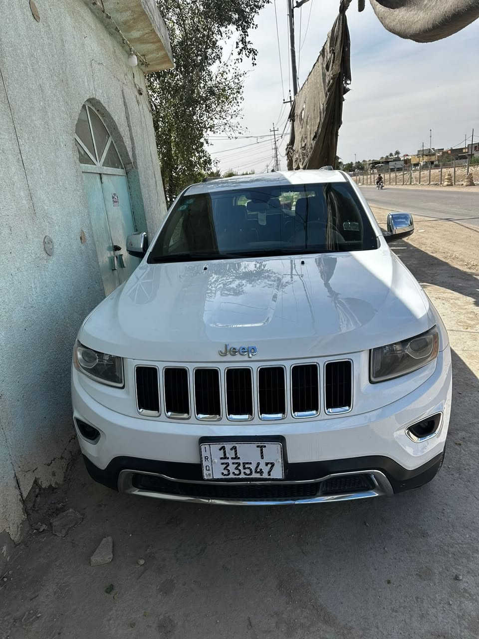 للبيع جيب  2015  
1/1 فوول الفوول للاخير  عده الفتحه

🛑السعر.  200  💸 🛑

مكينه 6 سلندر 3600

بصمة ابواب وتشغيل وصندوك 

تشغيل عن بعد

كشنات جلد 

كشنات كهرباء

شاشه جبير 

حساس مع كامره خلفي 

صندوك كهرباء 

كشنات تدفأه امامي خلفي 

لد امامي خلفي 

دمام 

وهواي مواصفات ماذكرتهن

حادثها قبق جنطه وبيه سونار  
 

مكان السياره بابل مركز المدينه

☎️ ***********☎️
