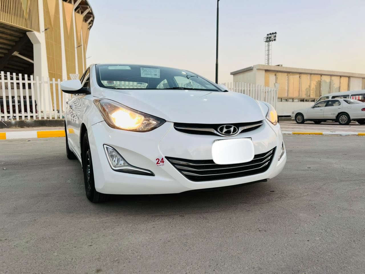 الانترا 2016 حره كربلاء مشروع وطني  تحويل مباشر بسمي سنويه جديده وارد امريكي حادثها بنيد مبدل ومقدمه الجاملغ رش صبغ  فقط سياره جديده وجاهزه محرك كير حداديه تبريد طخم تاير كله جديد لايت عالي ناصي تحكم استيرن ايكو داخل بيجي 
حجم المحرك ٢٠٠٠ دوش ماشيه ١٥٠ مكاني ناصريه الاتصال. *********** 
السعر 115  وبيه مجال
