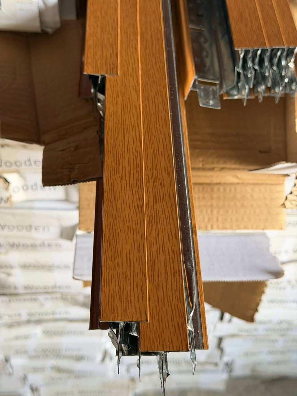 بـفـضل مـن الله تـم وصـول حاويات شـبكة حـديـد سـقـف  مـخـتلـفـة تـصامـيم و ألوان فضل جودە و افضل سعر (بلجملة)٩😍 ✅️ عنوان البصره شركةالكرار (شبكة حديد سقف  أبيض افلات + كريمي افلات + صاجي أفلات __________________ ☎️📞*********** ـ ***********
