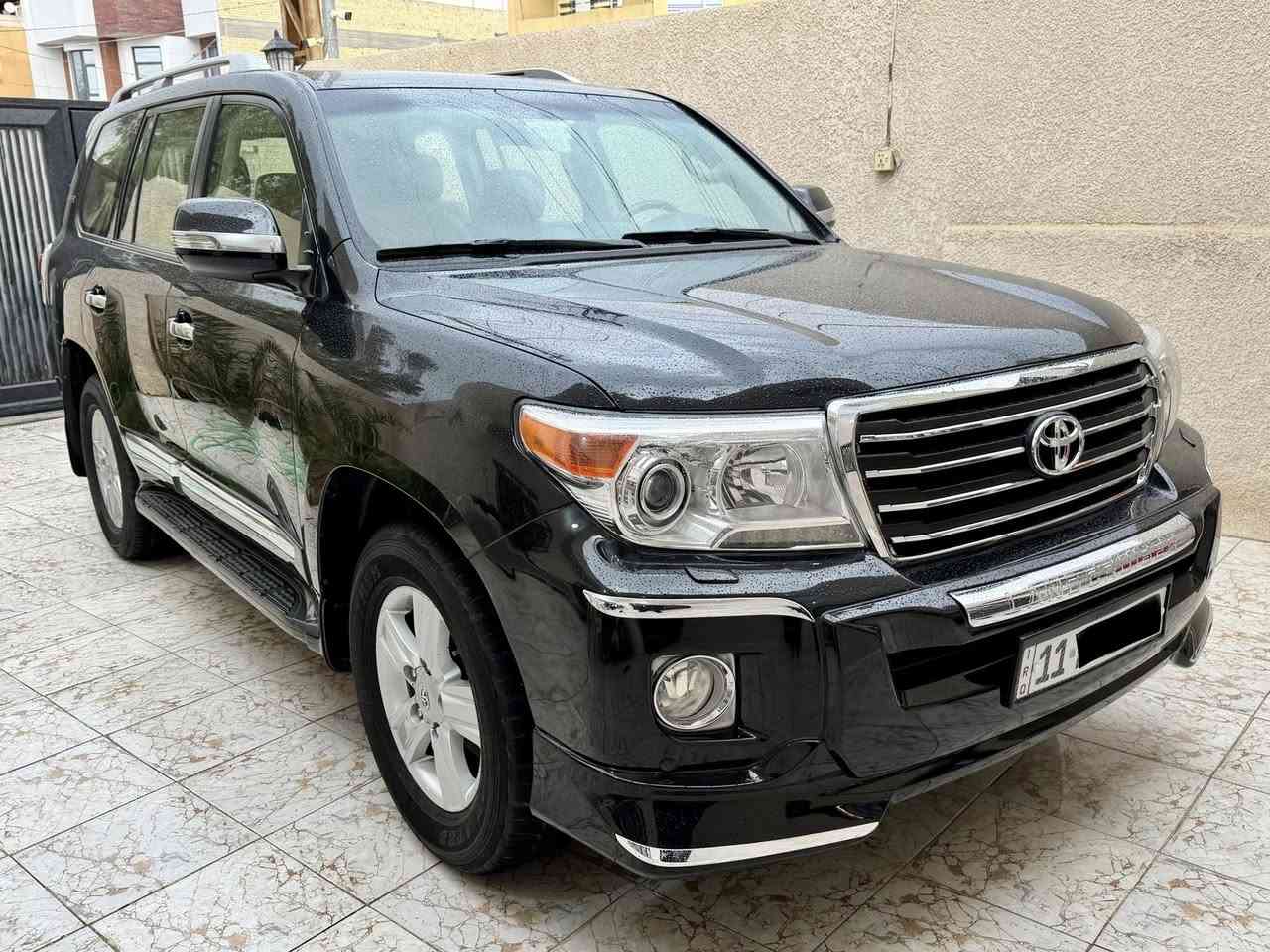 لاندكروز 2014 ضمان شركة ساز فول مواصفات رقم بغداد انگليزي مكفولة من ضربه صبغ تبديل محرك 6 سلندر 4000 ماشيه 195 الف  بدون اي نقص جديده جدا محرك كير حدادية تخم تاير كفاله بصمات ثنين مال الشركة السونار مرفق ويه الصور مكان السيارة كربلاء ***********
