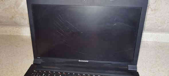 السلام عليكم لابتوب لينوفو B590 ماتذكر تفاصيله جان شغال بس شاشته انكسرت تبديل الشاشه اكو ب35 واكو ب50 بدون شاحنه شاحنته ب10 الاف مكاني حله السعر 75 وبي مجال بسيط ***********
