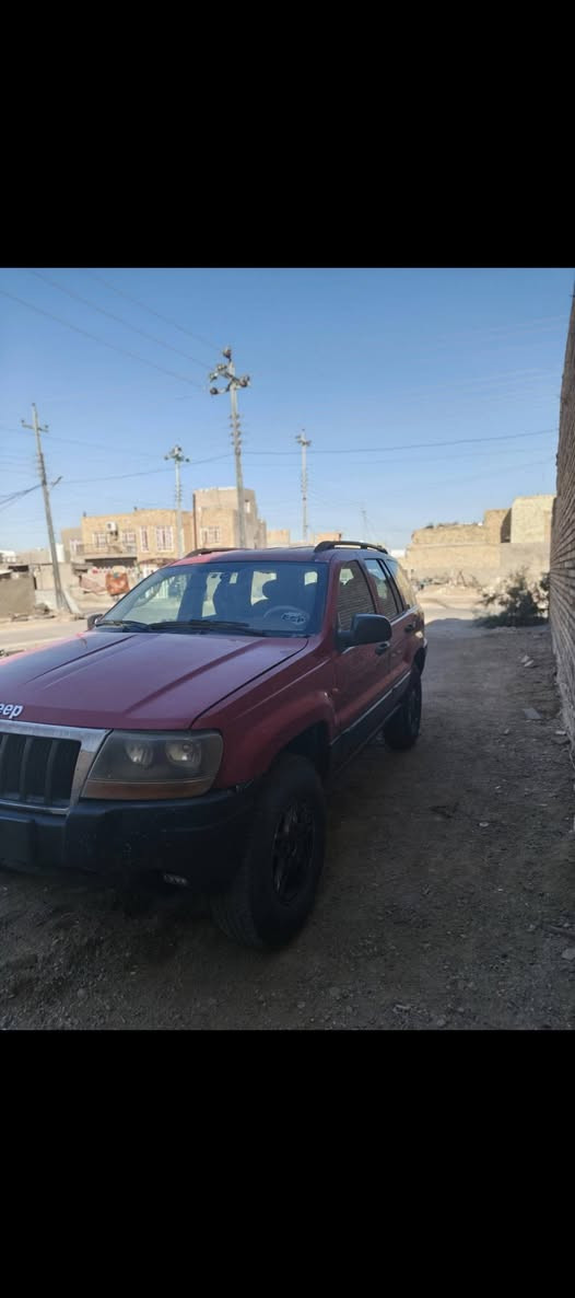 السلام عليكم 
جيب لاريدو موديل ٢٠٠٤ للبيع مزاد وزارة الداخلية رقمهة على الدولة مكمل معاملة بس تكاليف الترقيم 
السيارة جاهزة مكينة كير بلاد حدادية جديدة كهربائيات كلهة شغالة فور ويل شغال تدفئة تبريد شغال
٥٠ وبيهة مجال 
ه‍ ***********
مراوس حسب القناعة

