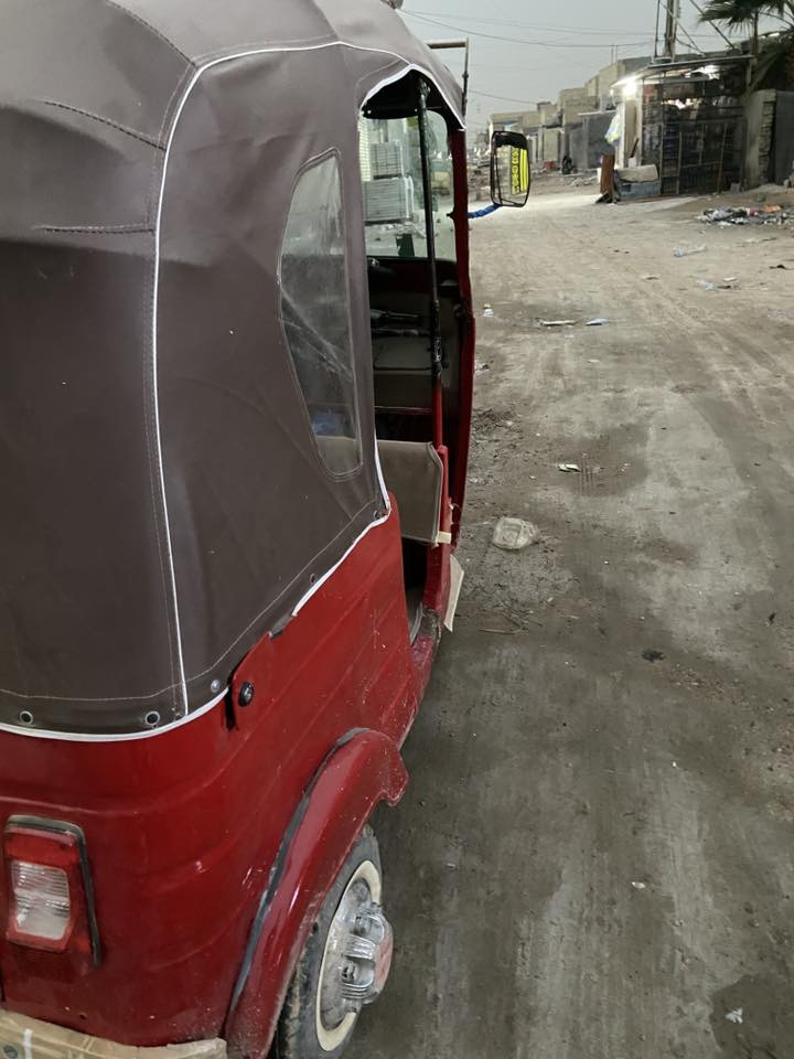 سلام عليكم تكتك للبيع موديل 2018 اوراق المصطفى  معمرة عام  تعمير صارت بيهة ضربة مثل ماواضح بل صور   جديد مكينة خير من الله لا تنقيص ولا تبخير اكسل مابي ونة تجي وتشوف بعينك مكاني خضراء الدسيم شارع 15

السعر 3600  وبيهة مجال لشراي /الاتصال ***********
