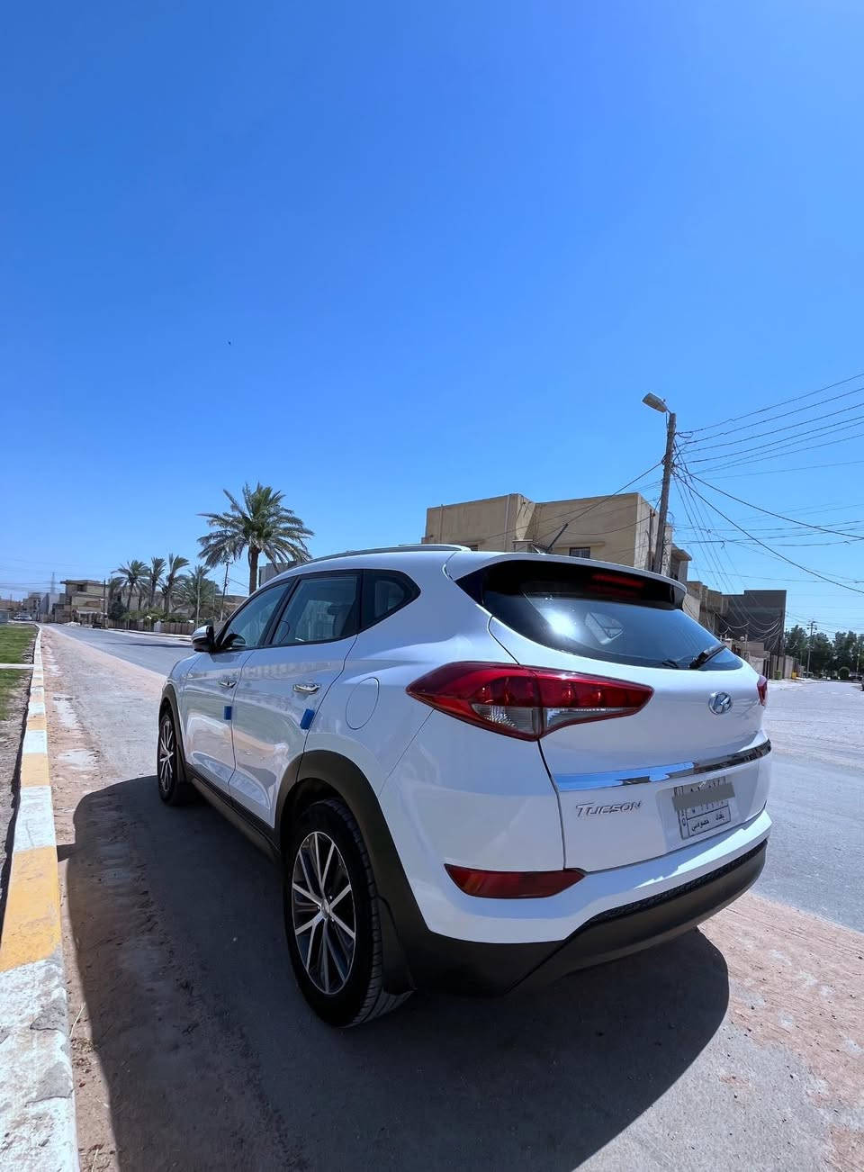 السلام عليكم من رخصه الادمن المحترم
توسان موديل 2017 خليجي للبيع رقم بغداد 

المحرك والكير مكفول وعلى وضع الشركه 

ماشيه 100 حقيقي 

مواصفات السياره : شاشه وصاج وكامره خلفيه 

لد نهاري ومري شفط وباقي المواصفات المعروفه 

السعر : 175 ورقه 

رقم الهاتف : ***********

***********

مكان السياره بابل شارع 60
