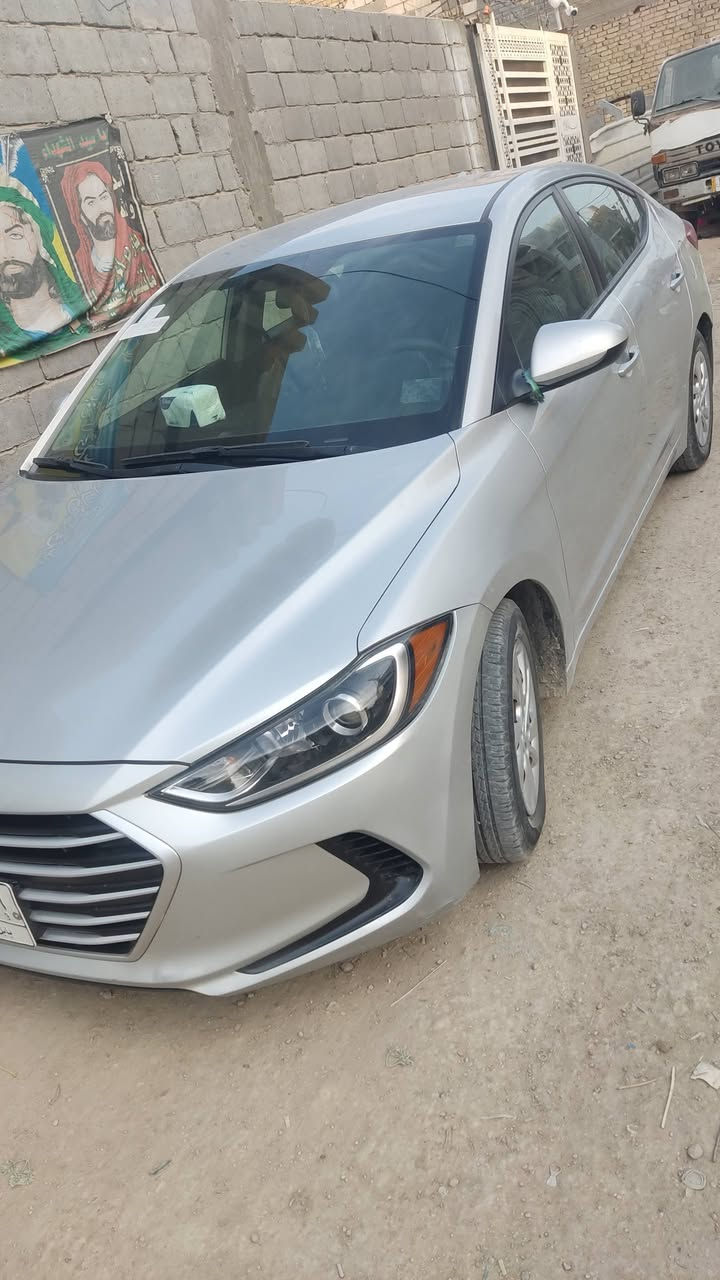 السلام عليكم النترا 18 امريكي بيها قطعه وصور محرك 2000 السونار موجود سياره جاهزه اي  نقص مابيها مال بيت يشهد الله رقم بابل سنويه ساقطه كير محرك خير من الله مكان السيارة بابل .مراوس بااقل هم ترهم
السعر130وبيها مجال بصيط للاستفسار اتصل ***********
