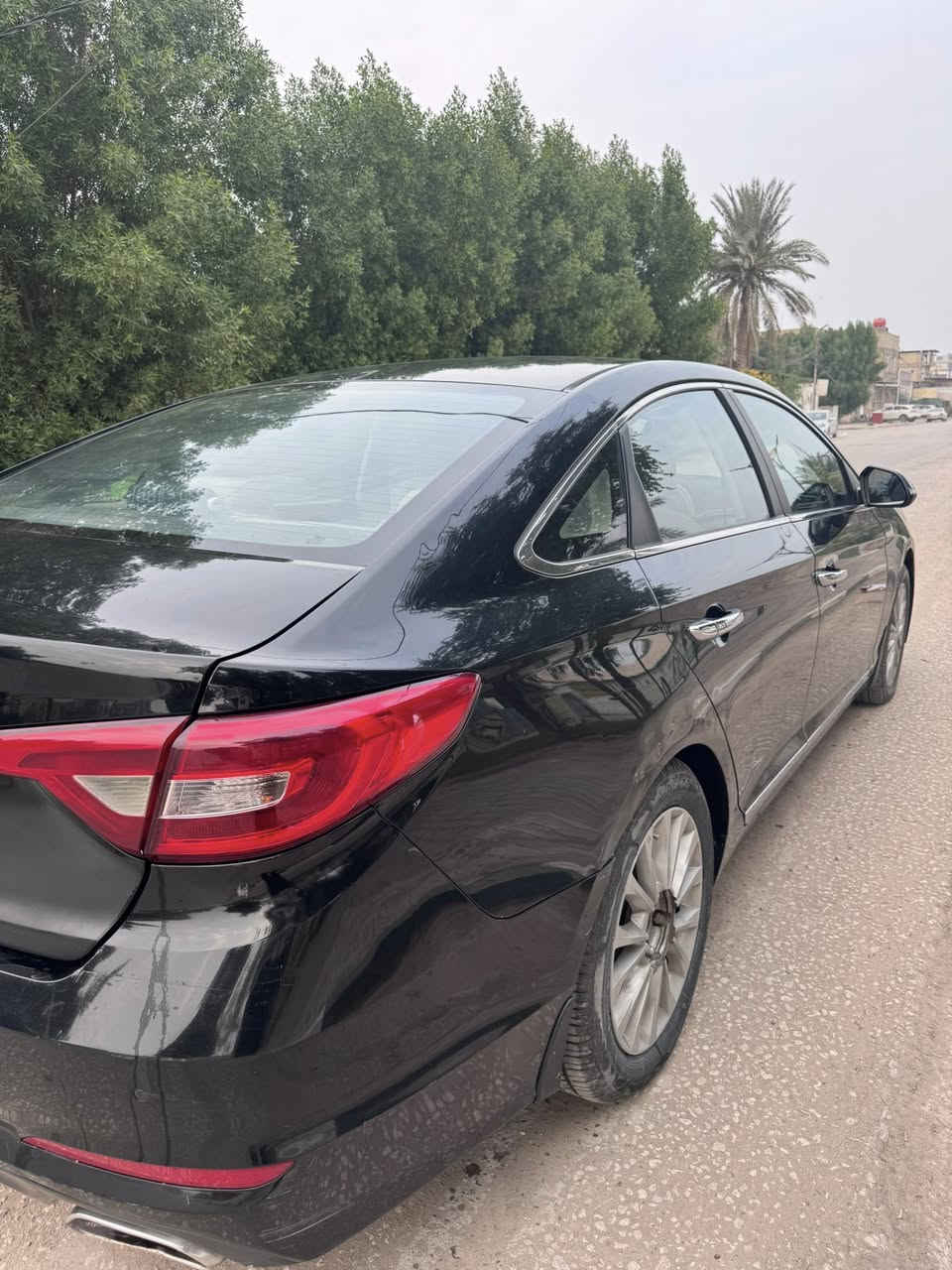 سوانتا 2015 خليجي كرسي كهرباء كامره حساس تخم تاير محرك 2400 تبريد خلفي سياره جديده كلش 
4 مكاناات بارد بدون صبغ وبدون تبديل جديد تراي اذا مو زيرو لتخاذها 
حداديه كامله مبدله وادامه مكينه 
عنوان سياره  نجف  

السعر ..135.. وبيه مجال  قليل 
***********
