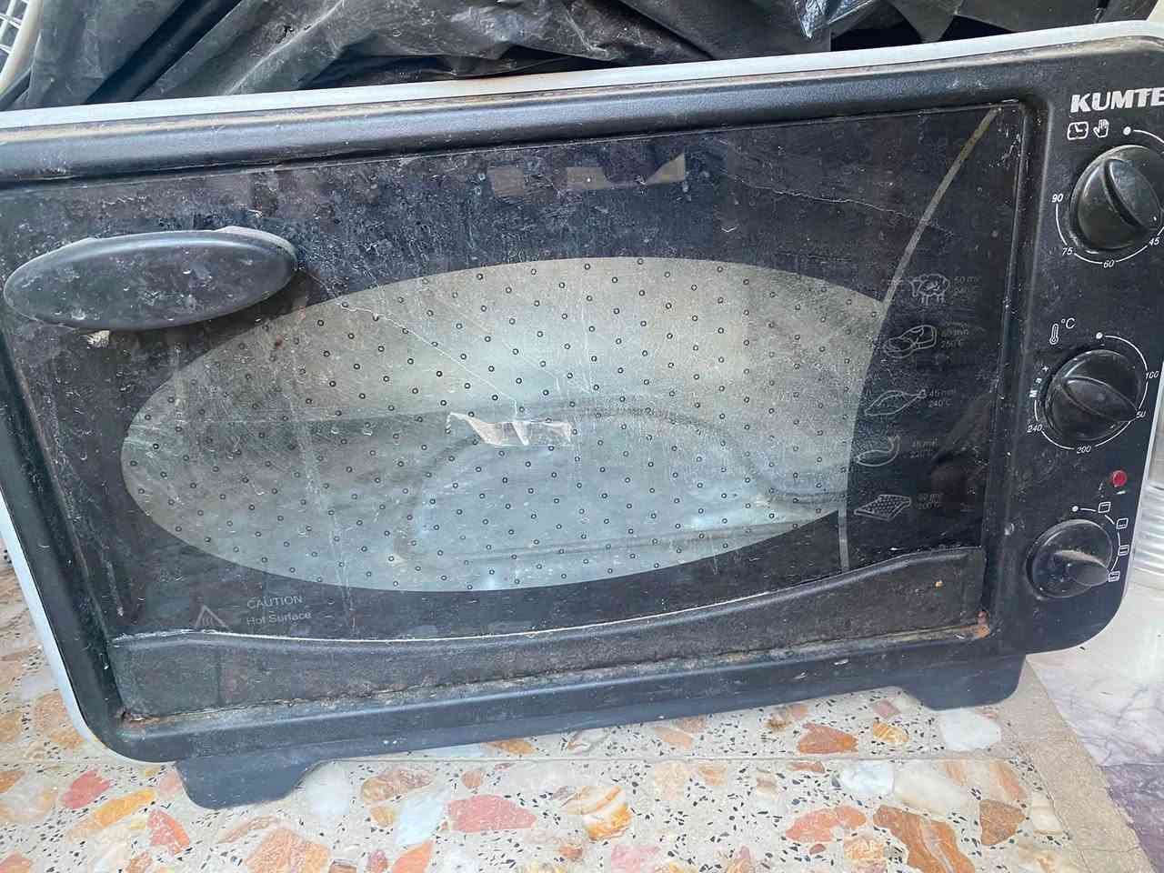 سلام عليكم مكناسه كهربائية جديده بعدها بترابها سعرها 75 وبيها مجال عجانه سعرها 40 وبيها مجال فرن كهربائي سعره 30 وبي مجال 
***********
