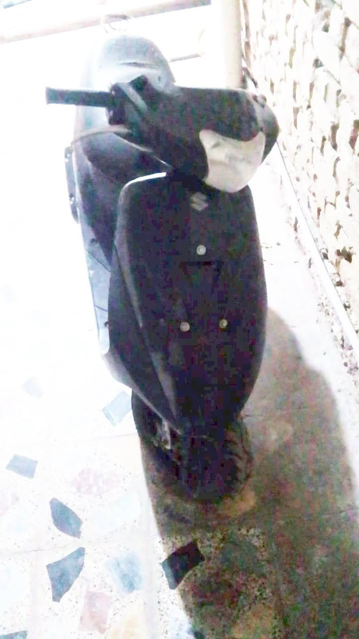 للبيع دراجه ساسوكي شغاله بس متروكه ابيعها كومه حديد 
‏‪+9647827641853‬‏


**إذا كنت صاحب هذا الإعلان وتريد حذفه لأي سبب، رجاءا أرسل رسالة إلى الدعم الفني**