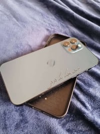 ايفون ١٢ برو ماكس • ٢٥٦ • بطاريه ٧٨