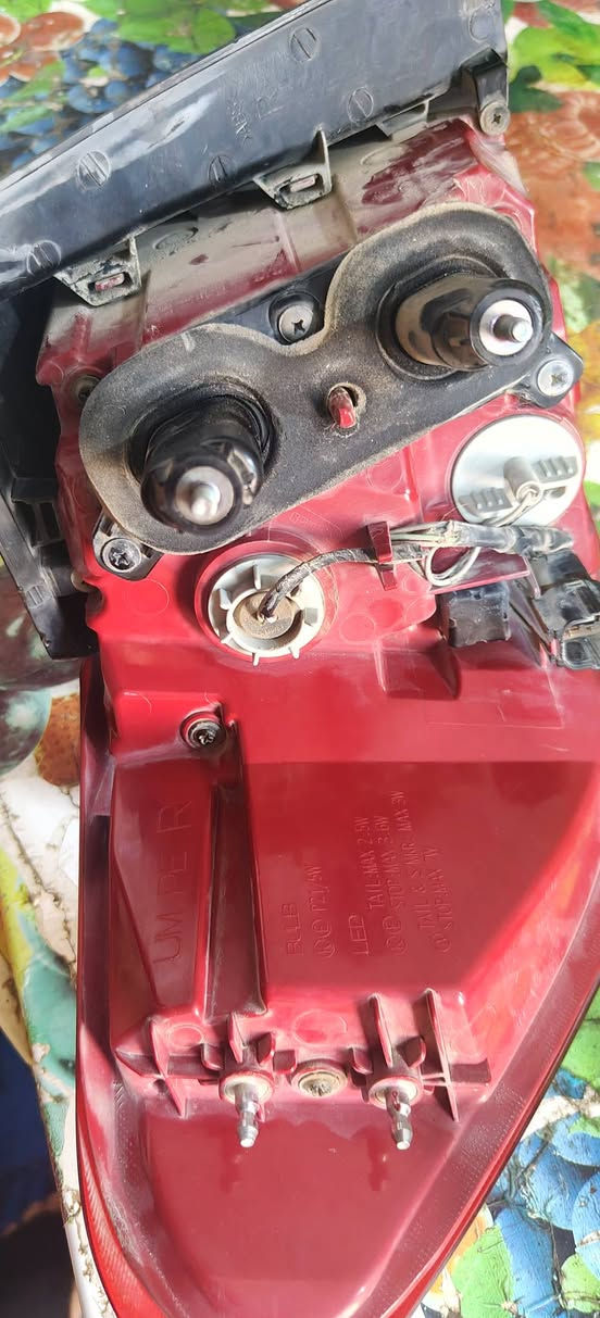 بك لايت سورنتو جهه لايمن بيه كسر بجامه موضح
نضيف جدا قيم وتصل 
البصرة دور نفط 
***********
