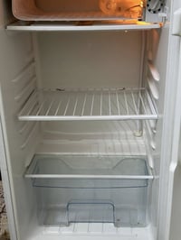 ثلاجة صغيرة • بغداد بلديات • تجميد قوي