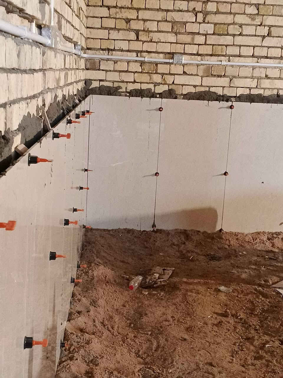 خلفه سيراميك متفرغ حالين شغل تتريس***********
