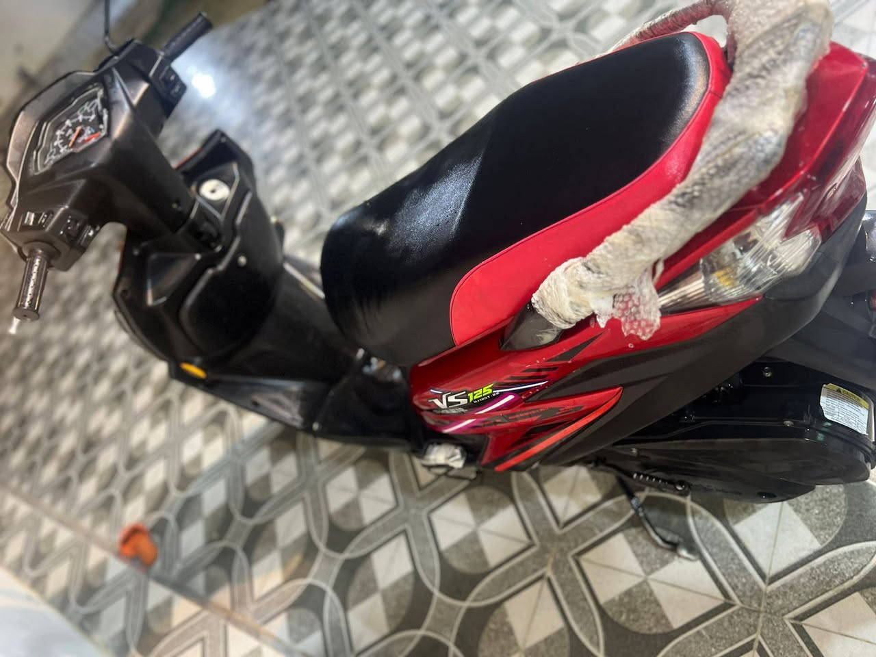 دراجه هوجي 2018 مسجل دراجه خير من الله سعره 12 وبيه مجال *********** عنوان خمسه كيلو
