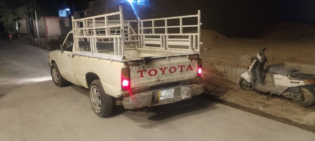 سلام عليكم من رخصه مدير الكروب المحترم بيكم ٨٢ كير مكينه مكفول سياره جاهزه تخم تاير جديد صدر خلفي وامامي جديد كهربائيات لايت بك لايت اشاير جام كله تمام مال جناي صاحبها يريد تحويل سعر ١٩ مكاني راشديه مال لحسينه ***********
