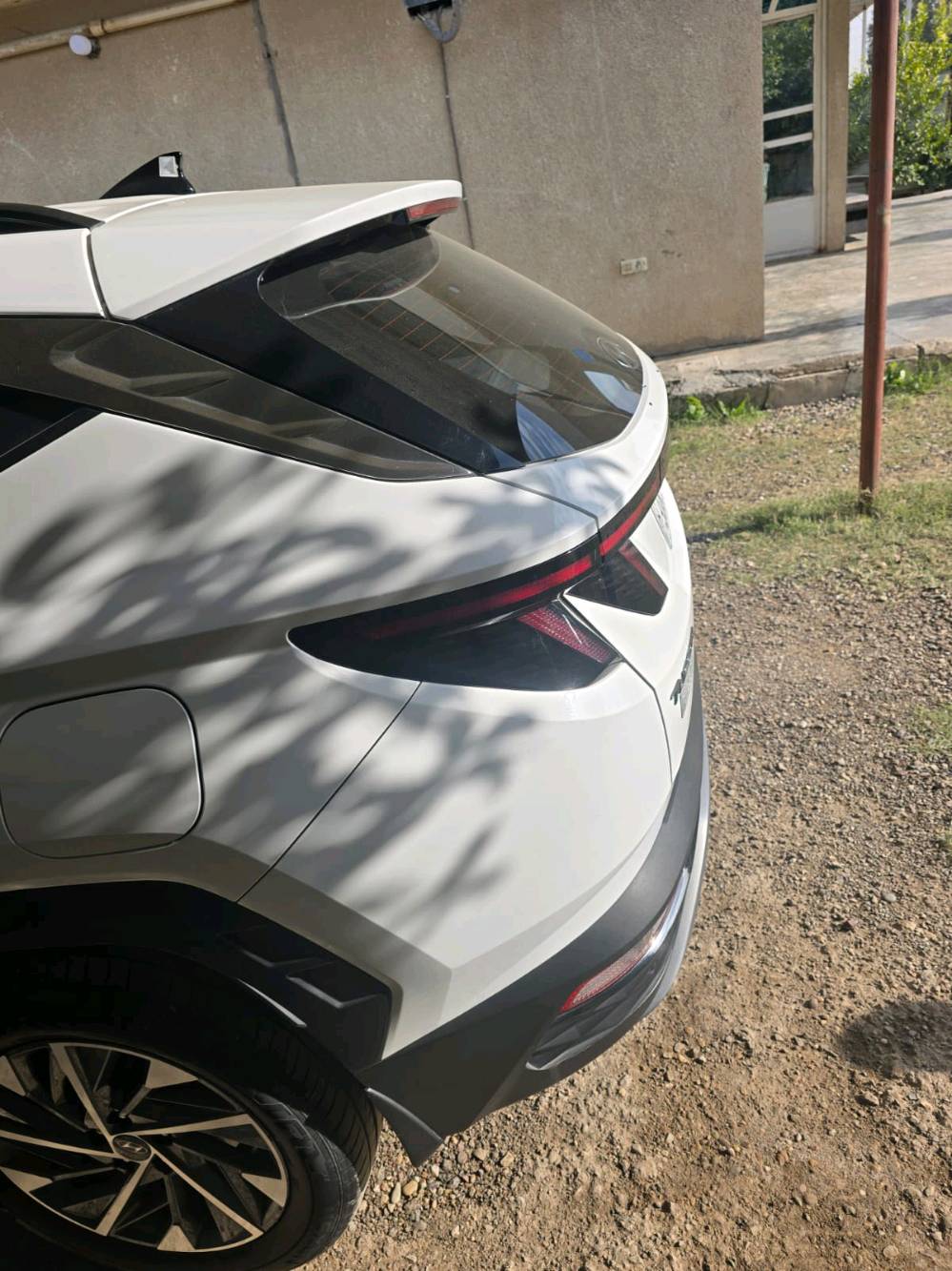 السلام عليكم  
توسان خليجي موديل 23 رقم بغداد انكليزي جديد باسمي تحويل مباشر مكفوله عدى إصبع بارد فقط 
مواصفات فول عدا البانوراما   ‎
مكينه 2000 دوش
داخل ملكي ابيض
بصمه + بصمه ابواب هاند بريك بصمه 
اشارة ترحيب كامره دواره دشبول شاشه
مري شفط تحكمات استيرن
‏‎تبريد قطعتين ‏‎حساس امامي 
‏‎حساس خلفي ‏‎درايف مود  
‏‎مقاعد امامية كهرباء ‏‎بردات أبواب خلفية 
مكان السيارة بغداد الاتصال على الرقم 
***********