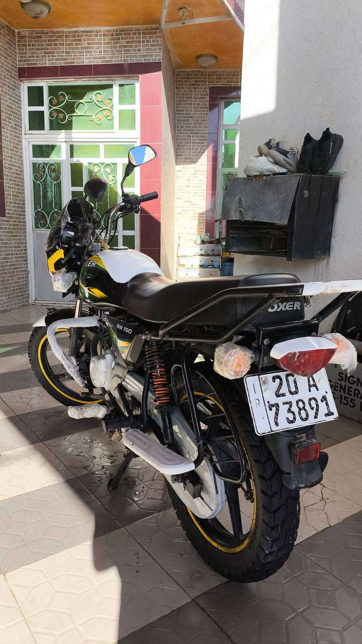 السلام عليكم دراجه بوكسر 2023 تحويل ثاني يوم لوحات نكليزي مكانها بعقوبة بلاديه ***********
