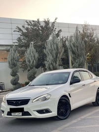 سينوفا D70 • 2.0 توربو • جير توماتيك