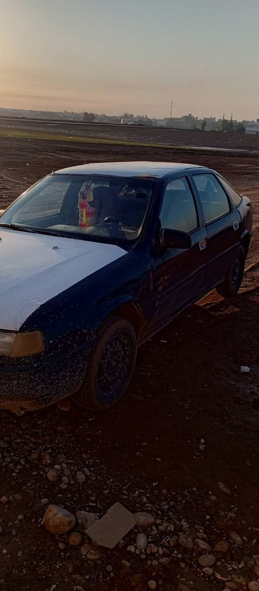 ڤیکترا مەکێنە ٢٠ گێرو مەکینەبەشەرت بی موشکیلە ئارم پلاستیک بەشەرتی ئەوەلیات گەرمی و کارەبایت و پاوەر بەشەرت شوین هەولێر سعر ٢٠ معمالە گۆرینەوەش دەکەم
ژ.م ***********
 ژ.م*********** أربيل, العراق
