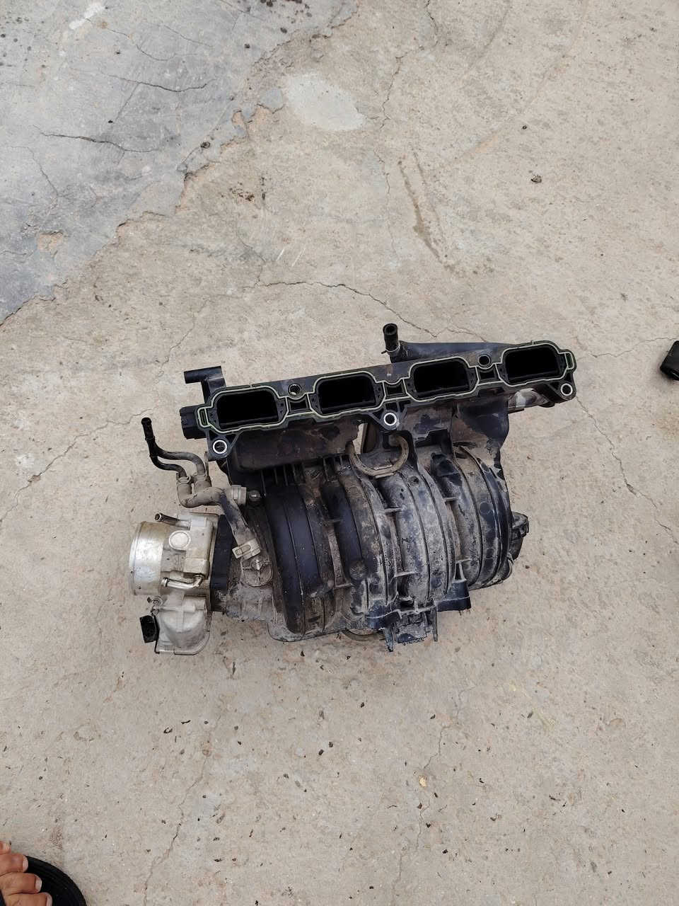 سلام عليكم دكشن مال اوبتما 2017 للبيع +عبوه بانزين كامله للبيع مكان الغراض كوفه للاستفسار ***********
