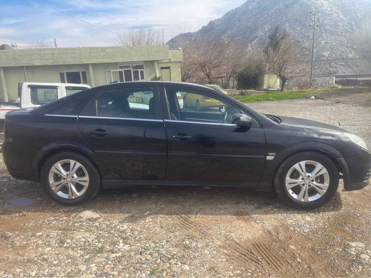 فؤكزؤن باريتةني ٢٠٠٥ موديل مانةفيست 
ماكينا كازة   ٢٢$ ماعةمةلة رانية, السليمانية


**إذا كنت صاحب هذا الإعلان وتريد حذفه لأي سبب، رجاءا أرسل رسالة إلى الدعم الفني**