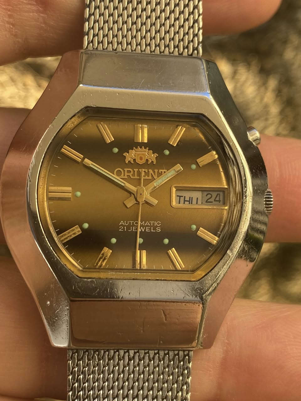 السلام عليكم
مجموعة متنوعة من اجمل القطع  اليابانية

اورينت

ستزن

سايكو

سيكو

اتوماتيك

الوان مميزة

نظافة تامة

تعمل بكفاءة عالية

ستانلس ستيل بالكامل

بلادية بالكامل

البيع جملة ومفرد

يوجد توصيل لجميع  المحافظات

واتس ***********
