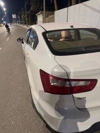 من رخصت الدمن ريو مديل 16 خليجية ماشية 29 الف  مكفولة ماعدى بارد بلجام...