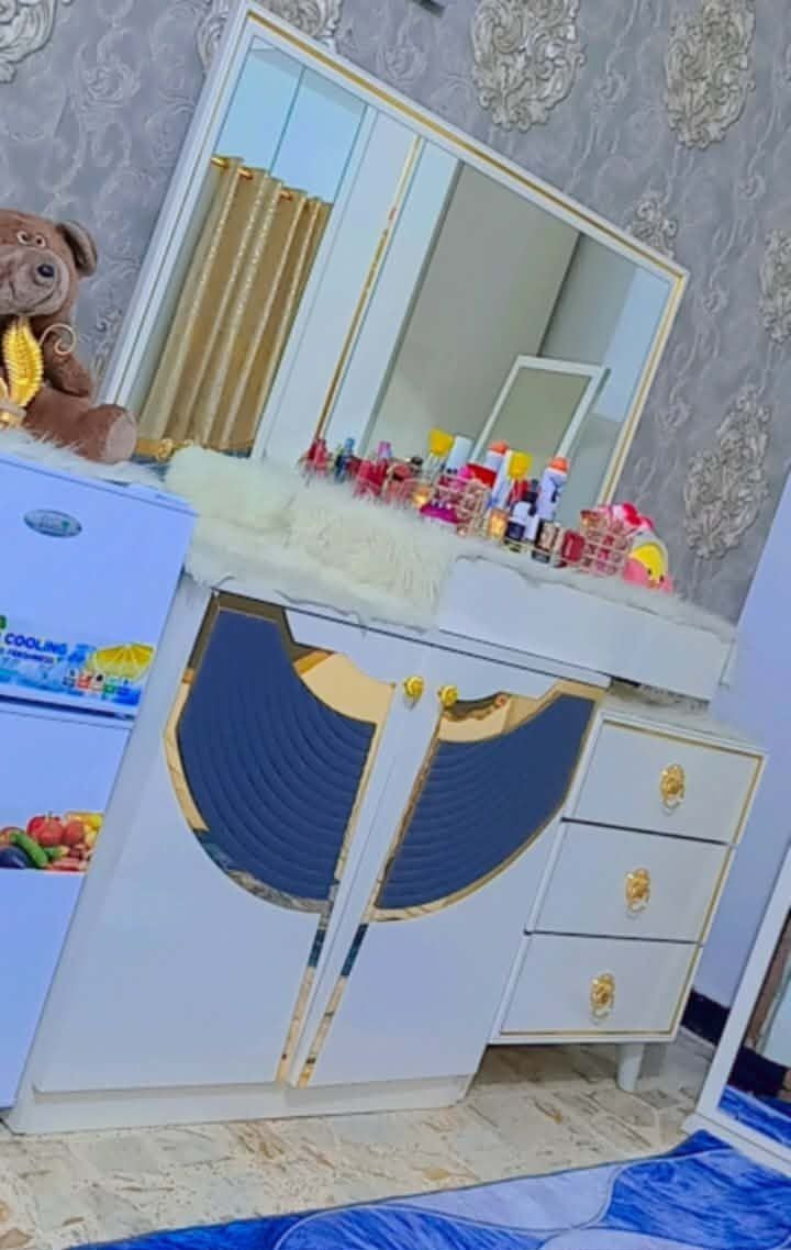 غرفه نوم تركيه سبع قطع

سعرها 650بي مجال لشراي  مو ليسأل ويروح


**إذا كنت صاحب هذا الإعلان وتريد حذفه لأي سبب، رجاءا أرسل رسالة إلى الدعم الفني**